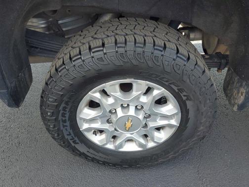 Cherry Red 2022 Chevrolet Silverado 2500 LTZ