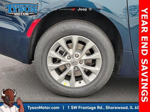 2025 Chrysler Pacifica Select