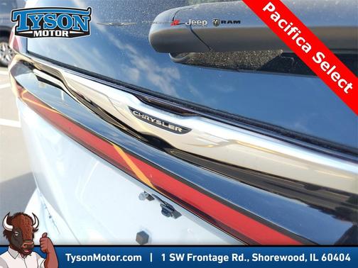 2026 Chrysler Pacifica Select