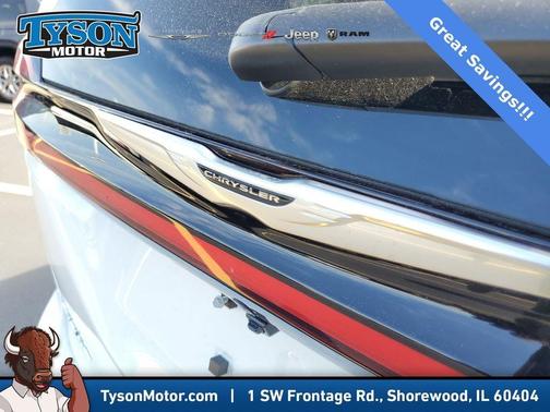 White 2026 Chrysler Pacifica Select