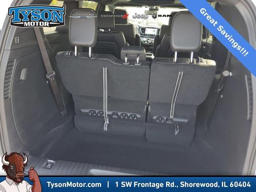 White 2026 Chrysler Pacifica Select