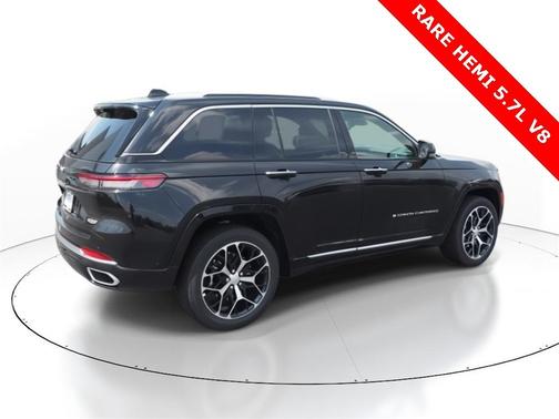 2022 Jeep Grand Cherokee Summit