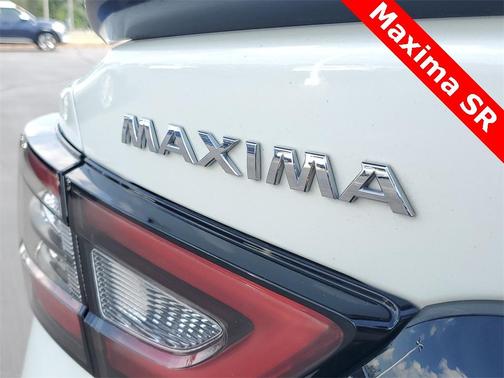 2021 Nissan Maxima SR