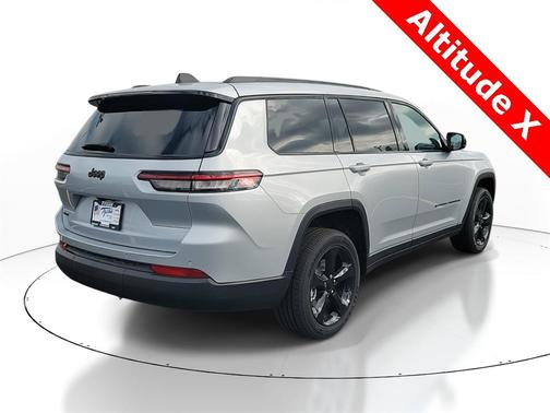 2025 Jeep Grand Cherokee L Laredo