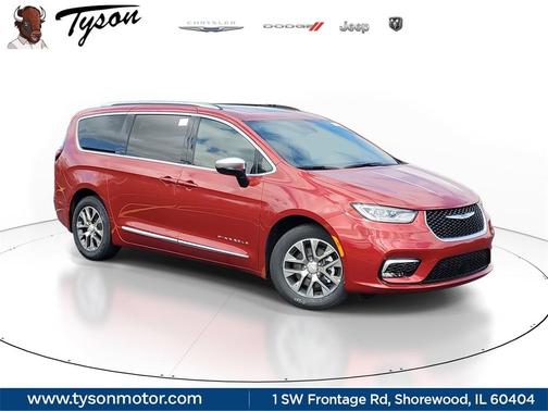 2025 Chrysler Pacifica Hybrid Pinnacle