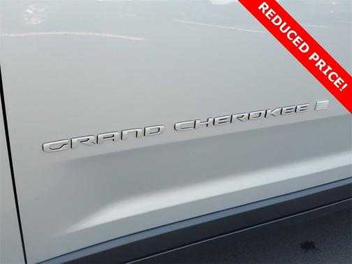 2025 Jeep Grand Cherokee Laredo X
