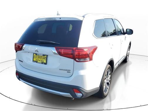 2017 Mitsubishi Outlander SE