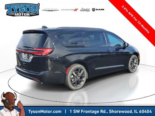 2026 Chrysler Pacifica Select