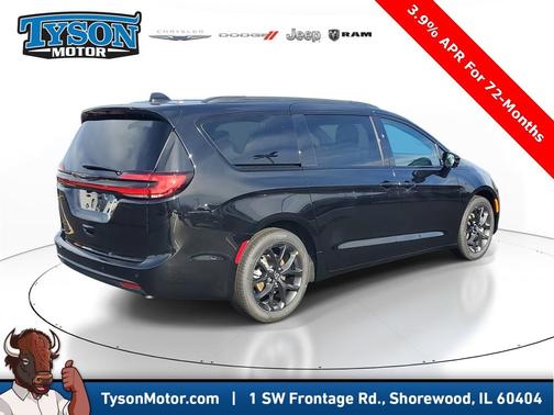 2026 Chrysler Pacifica Select