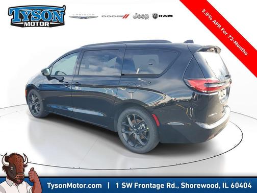2026 Chrysler Pacifica Select