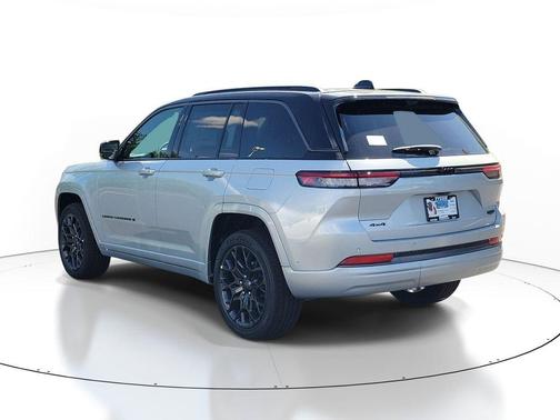 Silver 2026 Jeep Grand Cherokee Summit