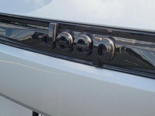 Silver 2026 Jeep Grand Cherokee Summit