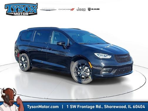 Black 2026 Chrysler Pacifica Limited