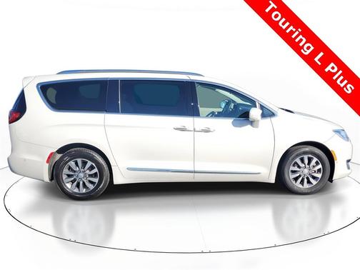 2019 Chrysler Pacifica Touring-L Plus