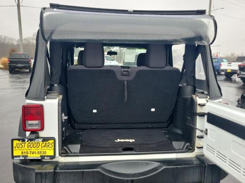 2017 Jeep Wrangler Sport