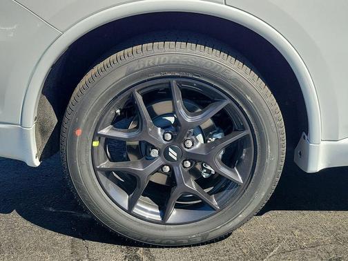 White 2026 Dodge Durango GT HEMI V8