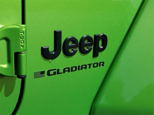 2025 Jeep Gladiator Sport