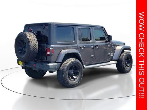 Granite Crystal Clearcoat Metallic 2020 Jeep Wrangler Unlimited Sahara