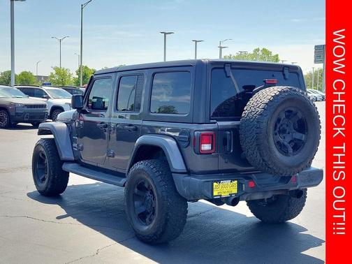 Granite Crystal Clearcoat Metallic 2020 Jeep Wrangler Unlimited Sahara