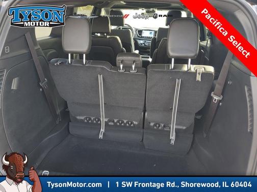 2026 Chrysler Pacifica Select