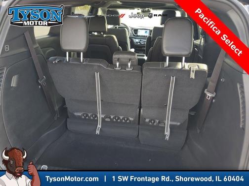 2026 Chrysler Pacifica Select