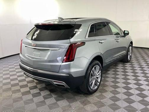 Silver Metallic 2025 Cadillac XT5 Premium Luxury