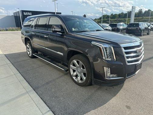 2017 Cadillac Escalade ESV Premium Luxury