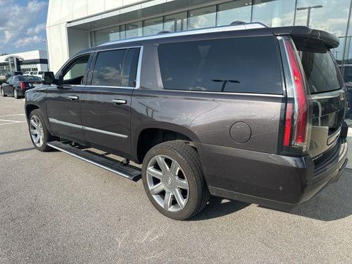 2017 Cadillac Escalade ESV Premium Luxury