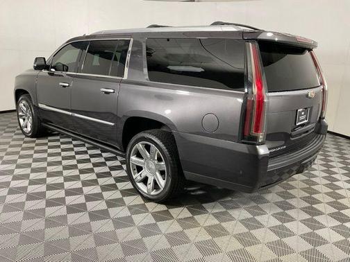 2017 Cadillac Escalade ESV Premium Luxury