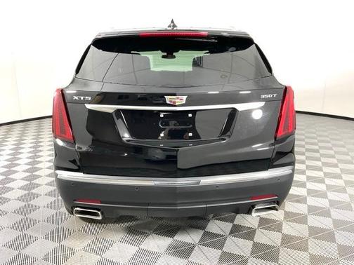 2025 Cadillac XT5 Luxury