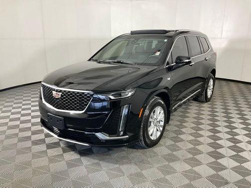 2025 Cadillac XT6 Luxury AWD