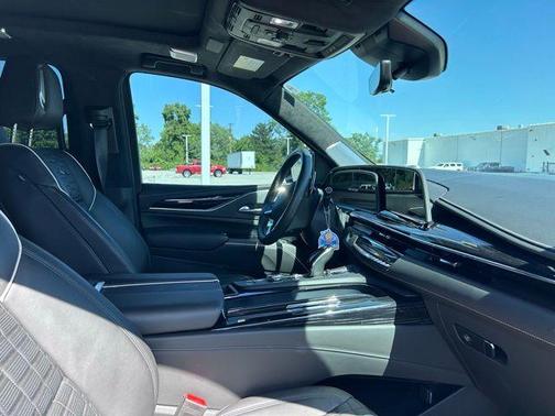 2024 Cadillac Escalade ESV V-Series