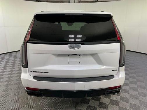 Crystal White Tri-Coat 2022 Cadillac Escalade Sport Platinum
