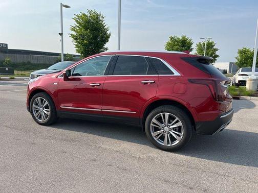 2023 Cadillac XT5 Premium Luxury
