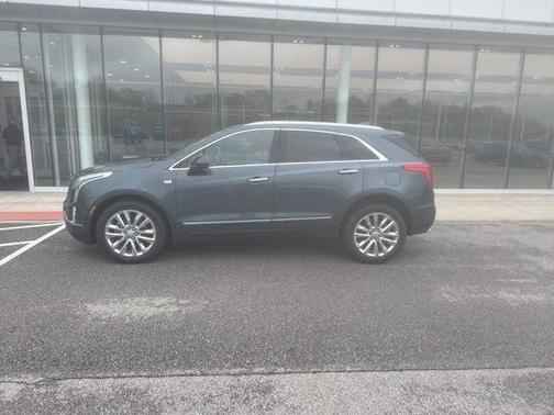 Shadow Metallic 2019 Cadillac XT5 Premium Luxury