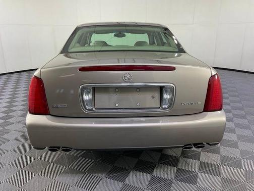 2004 Cadillac DeVille