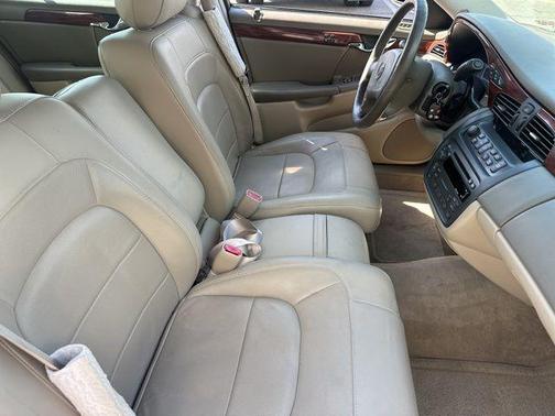 2004 Cadillac DeVille 