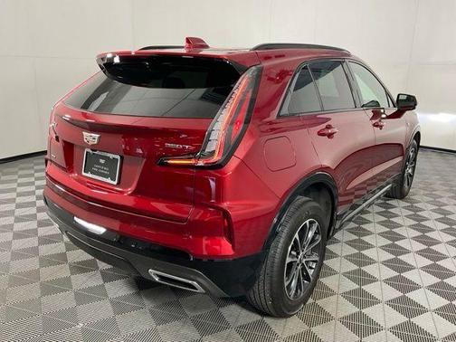 2024 Cadillac XT4 Sport