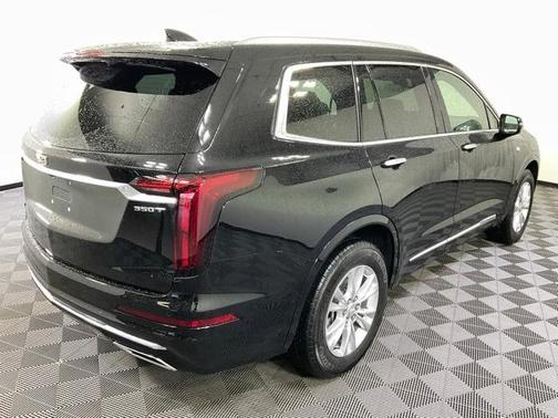 2025 Cadillac XT6 Luxury FWD