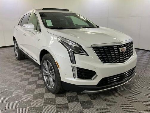 Crystal White Tri-Coat 2026 Cadillac XT5 Premium Luxury
