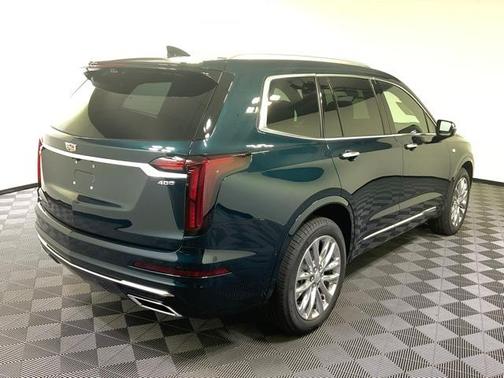2025 Cadillac XT6 Premium Luxury AWD