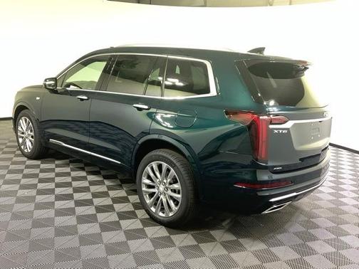 2025 Cadillac XT6 Premium Luxury AWD