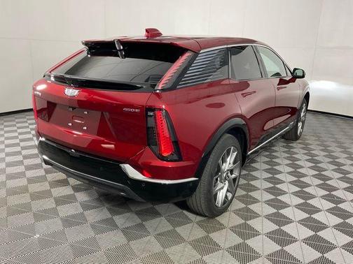 2026 Cadillac OPTIQ Luxury