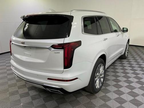 2025 Cadillac XT6 Premium Luxury FWD