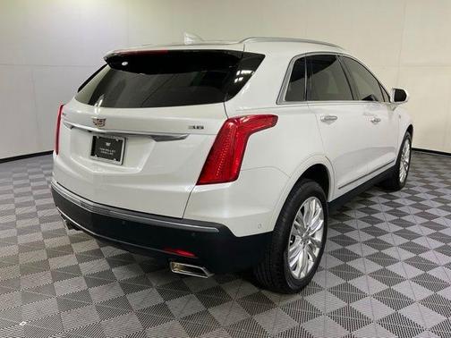 2018 Cadillac XT5 Premium Luxury