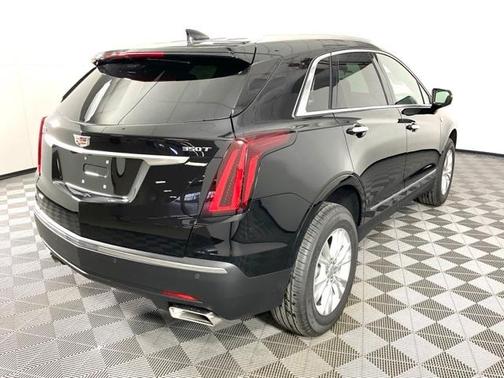 2025 Cadillac XT5 Luxury