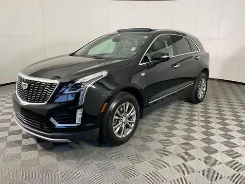 Stellar Black Metallic 2020 Cadillac XT5 Premium Luxury