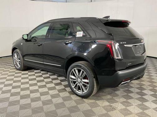 2026 Cadillac XT5 Sport