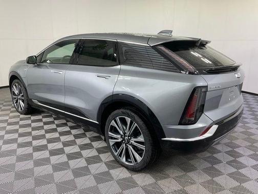 2026 Cadillac OPTIQ Premium Luxury