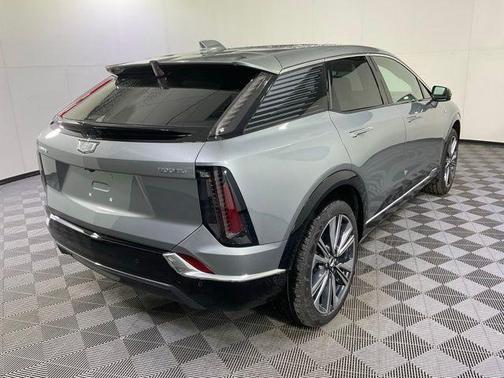 2026 Cadillac OPTIQ Premium Luxury